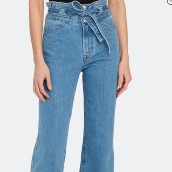 J Brand Denim - NWT J Brand Sukey Super High Rise Cropped Jeans